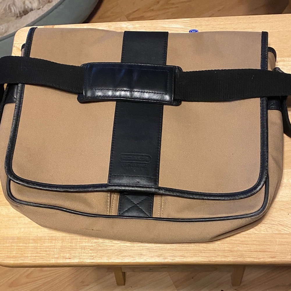 Vintage Coach Messenger bag